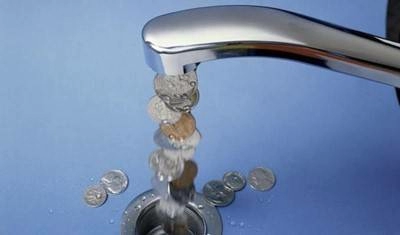 Ставьте счетчики: в январе вода в кранах подорожает в три раза
