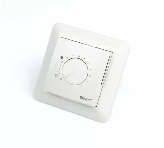 Терморегулятор для теплого пола DEVIreg™ 530 (ELKO) с датчиком пола, 15А