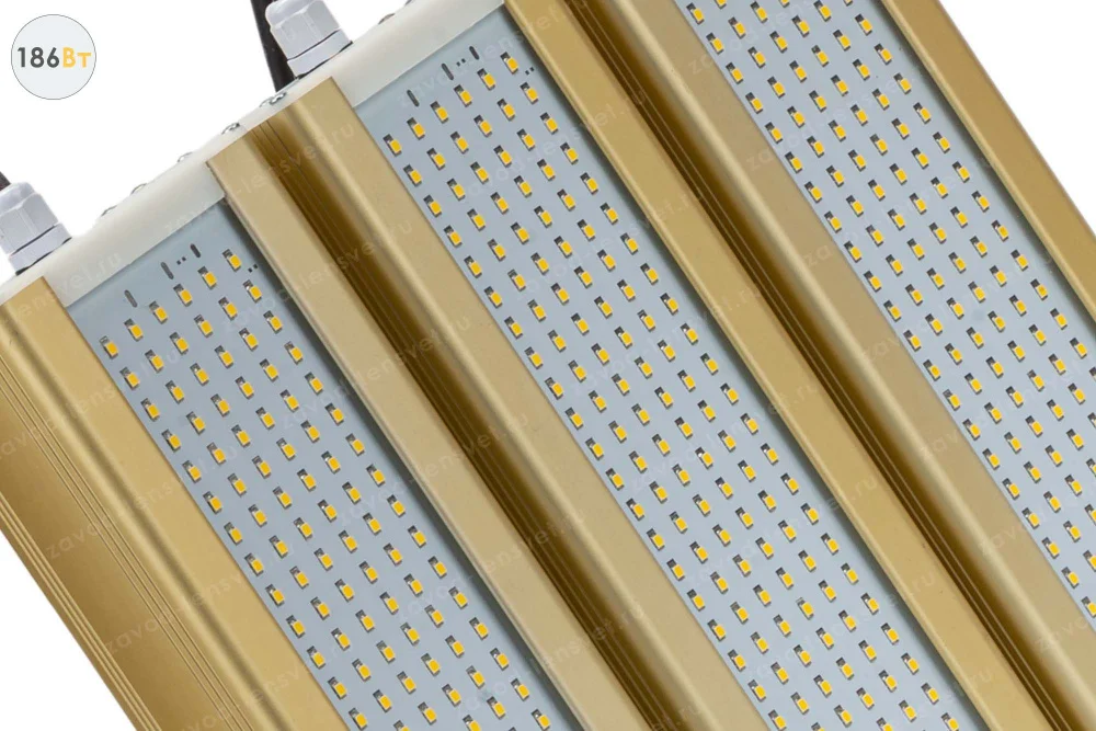 Уличный светодиодный светильник GOLD, консоль K-3, 186 Вт в 