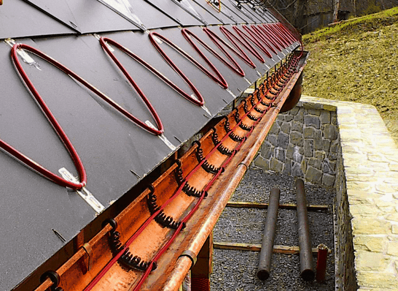 «Здравствуйте, мы ваша крыша!» или обогрев кровли и водостоков