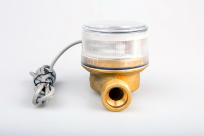 Счетчик горячей воды WFW23.D110-0-R-L-10-IP54 с импульсным выходом НАМУР, ДУ15 в 