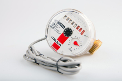 Счетчик горячей воды WFW23.D080-0-R-L-10-IP54 с импульсным выходом НАМУР, ДУ15 в 